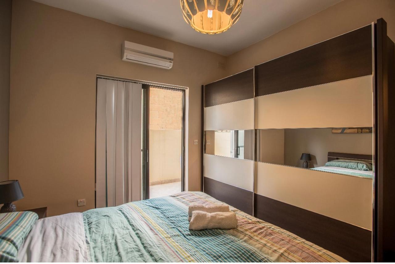 Bugibba Square Seaview 3 Bedroom Apartment St. Paul's Bay Exterior foto
